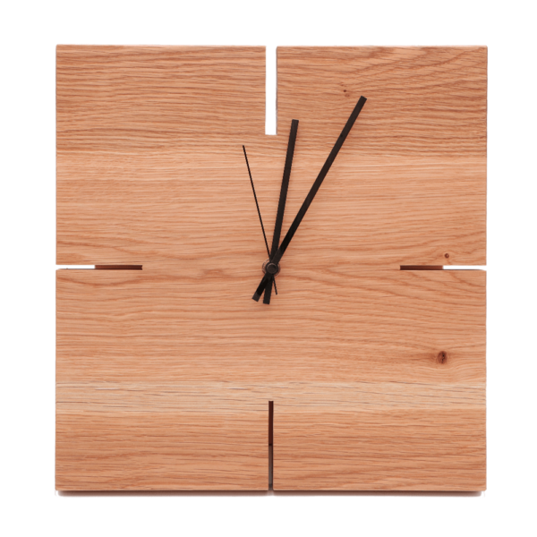 Wanduhr aus Holz Eiche